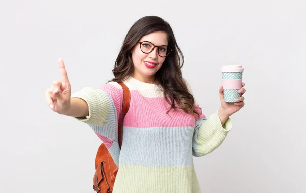 Mujer Bonita Sonriendo Buscando Amigable Mostrando Número Uno Concepto Estudiante — Foto de Stock