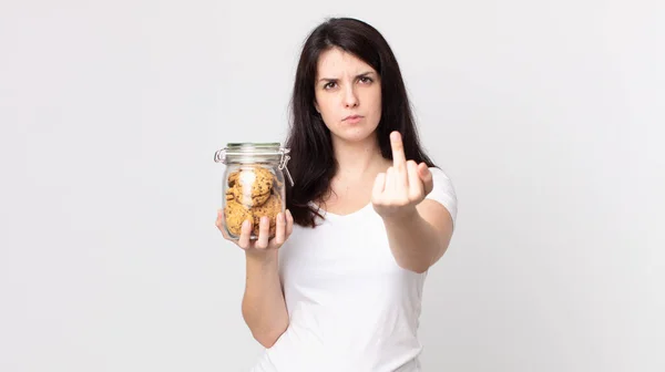 Hübsche Frau Die Wütend Genervt Rebellisch Und Aggressiv Ist Und — Stockfoto