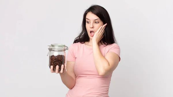 Pretty Woman Feeling Happy Excited Surprised Holding Coffee Beans Bottle — Stock Photo, Image