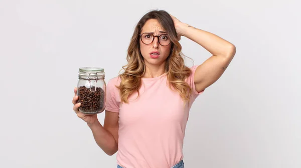 Vrij Dunne Vrouw Voelt Zich Gestrest Angstig Bang Met Handen — Stockfoto