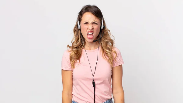 Pretty Thin Woman Shouting Aggressively Looking Very Angry Operator Assistant — Stock Photo, Image