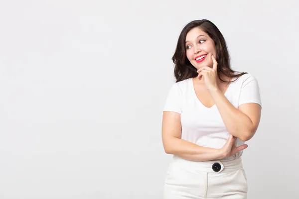 Pretty Woman Smiling Happy Confident Expression Hand Chin Wondering Looking — Stock Photo, Image