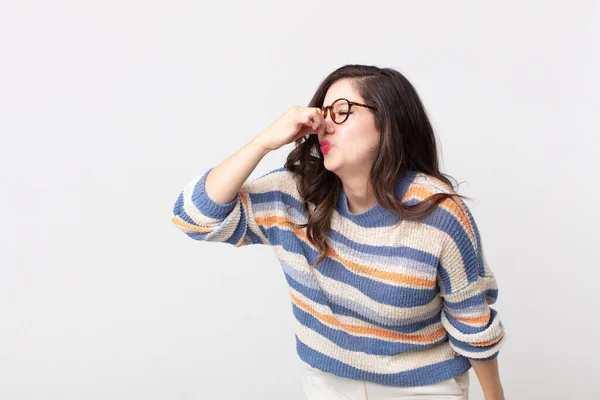 Pretty Woman Feeling Disgusted Holding Nose Avoid Smelling Foul Unpleasant — Stock Photo, Image