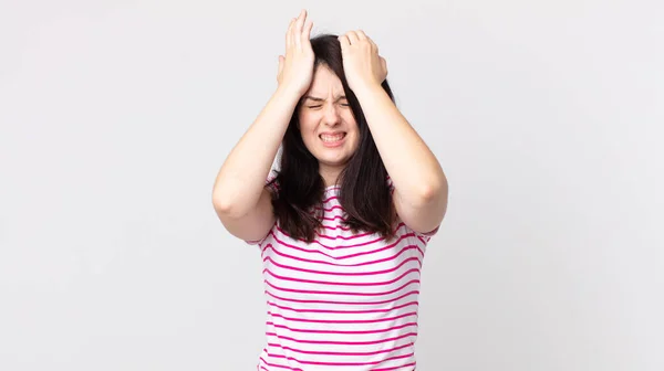 Mulher Bonita Sentindo Estressada Ansiosa Deprimida Frustrada Com Uma Dor — Fotografia de Stock