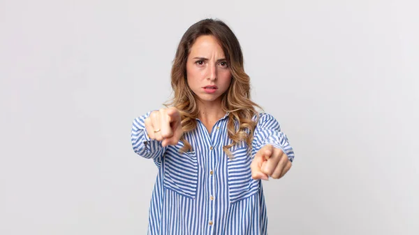 Pretty Thin Woman Pointing Forward Camera Both Fingers Angry Expression — Stock Photo, Image