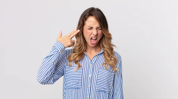 Vrij Dunne Vrouw Kijkt Ongelukkig Gestrest Zelfmoord Gebaar Maken Pistool — Stockfoto