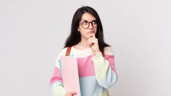 Mulher Bonita Pensando Sentindo Duvidosa Confusa Conceito Estudante Universitário — Fotografia de Stock