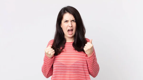 Pretty Woman Shouting Aggressively Annoyed Frustrated Angry Look Tight Fists — Stock Photo, Image