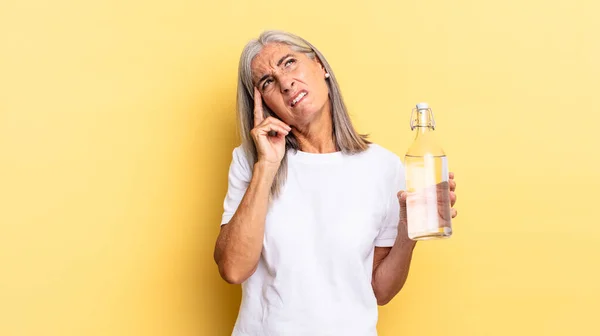 Zich Verveeld Gefrustreerd Slaperig Voelen Een Vermoeiende Saaie Vervelende Taak — Stockfoto