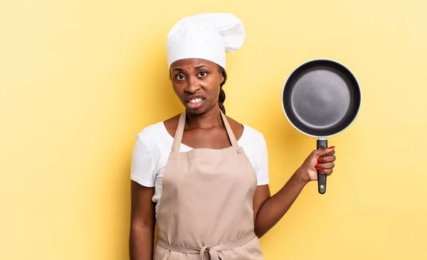 Black Afro Chef Woman Feeling Puzzled Confused Dumb Stunned Expression — Zdjęcie stockowe