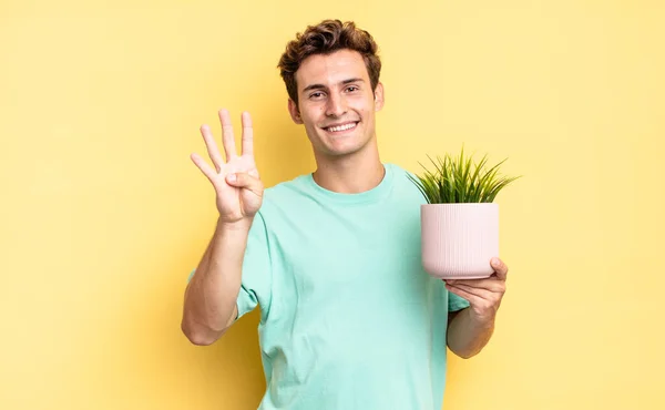 Glimlachend Vriendelijk Nummer Vier Vierde Met Hand Vooruit Aftellend Decoratieve — Stockfoto