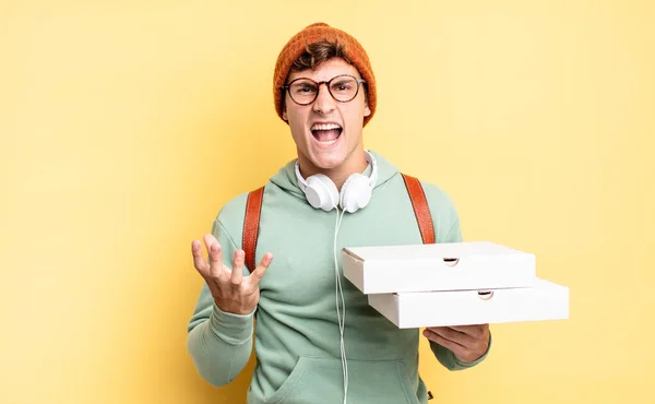 Boos Geïrriteerd Gefrustreerd Schreeuwend Wtf Wat Mis Met Pizza Concept — Stockfoto
