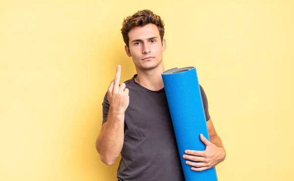 Feeling Angry Annoyed Rebellious Aggressive Flipping Middle Finger Fighting Back — Stock Photo, Image