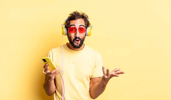 Expressive Crazy Man Feeling Extremely Shocked Surprised Headphones — Stock Photo, Image