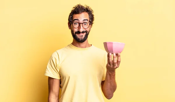 Expressivo Louco Homem Olhando Feliz Agradavelmente Surpreendido Segurando Pote — Fotografia de Stock