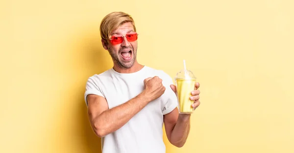 Blond Adult Man Feeling Happy Facing Challenge Celebrating Milkshake — Stock Photo, Image