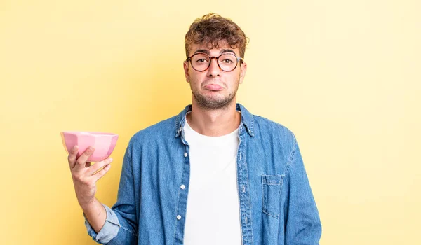 Ung Stilig Man Känner Sig Ledsen Och Gnällig Med Ett — Stockfoto