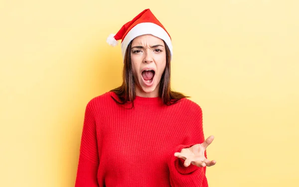 Junge Hispanische Frau Die Wütend Genervt Und Frustriert Wirkt Weihnachts — Stockfoto