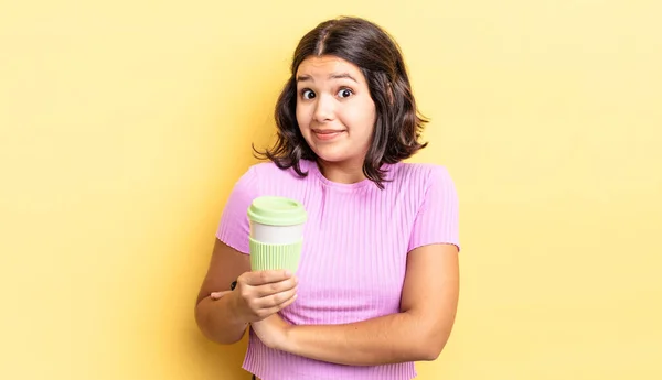 Young Hispanic Woman Shrugging Feeling Confused Uncertain Take Away Coffee — Stock Photo, Image