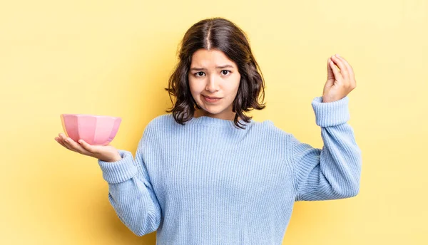 Young Hispanic Woman Making Capice Money Gesture Telling You Pay — Stock Photo, Image