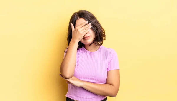 Jong Mooi Meisje Kijken Gestrest Beschaamd Boos Met Een Hoofdpijn — Stockfoto