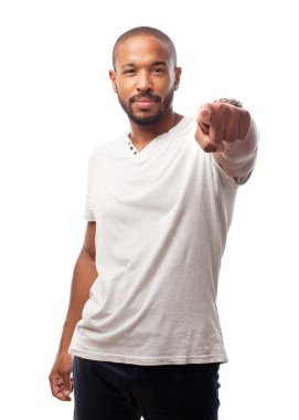 Genç serin siyah adam sizi işaret