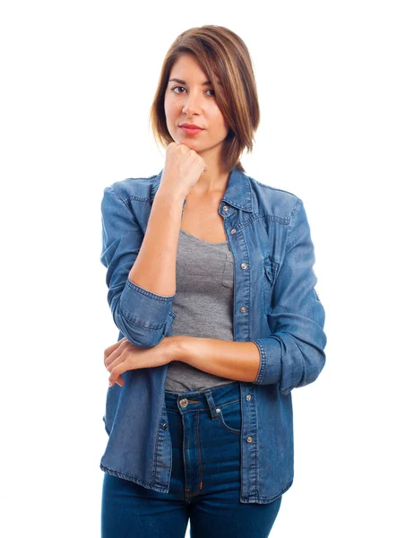 Junge coole Frau denkt — Stockfoto