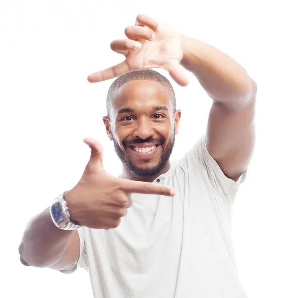 Joven fresco negro hombre tomando una foto — Foto de Stock