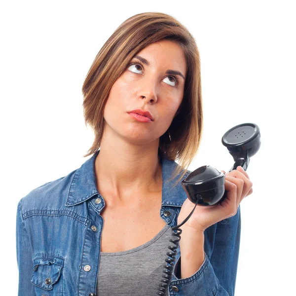 Joven cool mujer gritando en el teléfono — Foto de Stock