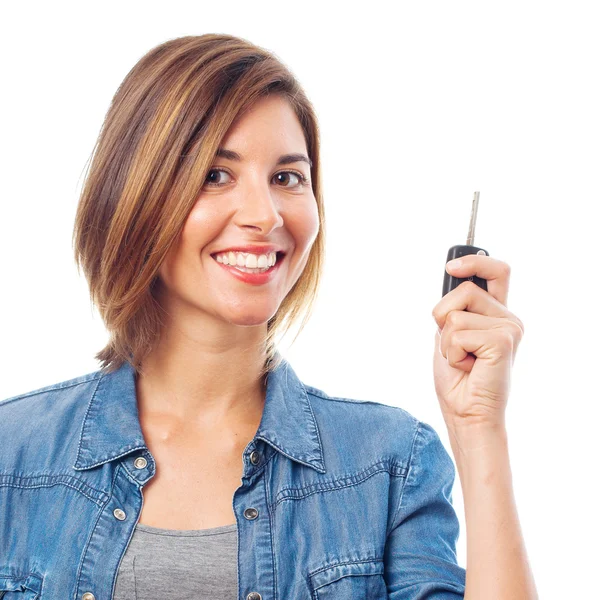 Junge coole Frau mit Autoschlüssel — Stockfoto