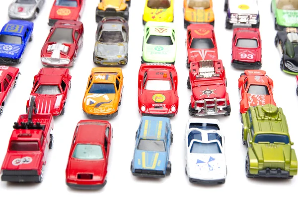 Kolorowe samochody zabawki — Zdjęcie stockowe