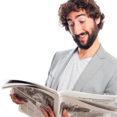Gazete ile genç deli adam