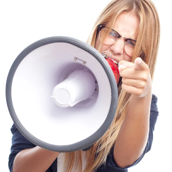 Joven cool mujer ordenando en megáfono — Foto de Stock