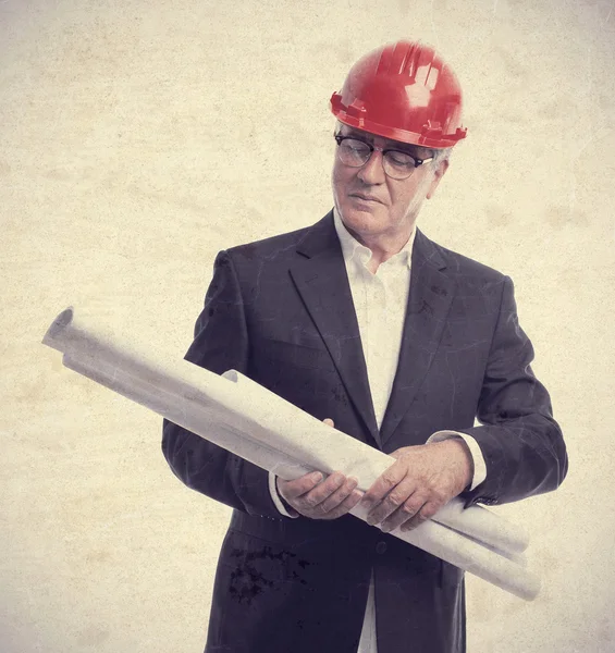 Senior onhartelijk mens architect concept — Stockfoto