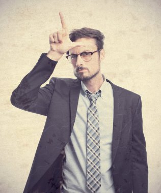 Genç çılgın işadamı kaybeden jest