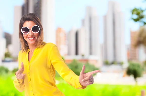 Joven cool mujer — Foto de Stock