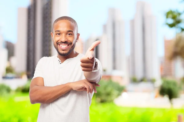 Joven fresco negro hombre señalando —  Fotos de Stock