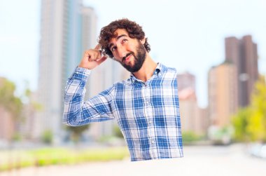 şüpheli delikanlı