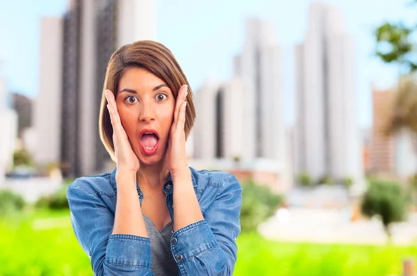 Young cool woman surprised — Stock Photo, Image