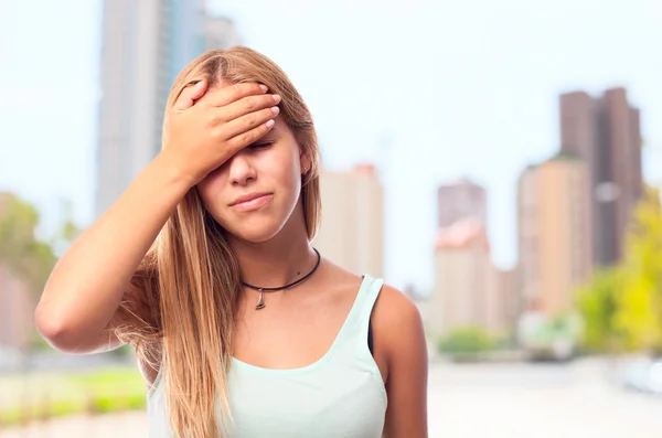 Junge coole Frau enttäuscht — Stockfoto