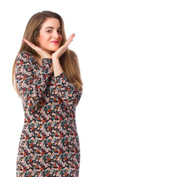 Kendini beğenmiş kız