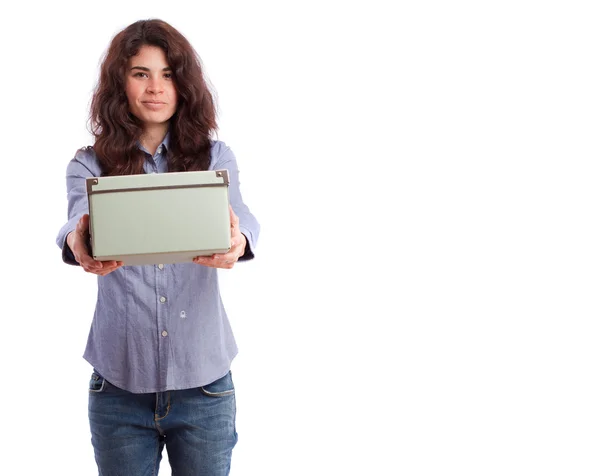 Menina segurando uma caixa — Fotografia de Stock