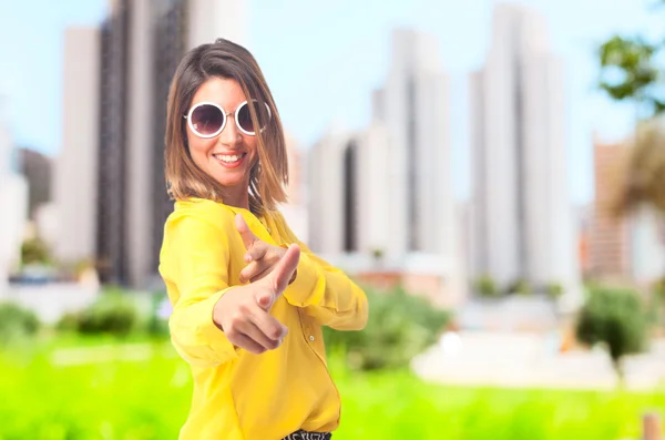 Joven cool mujer — Foto de Stock