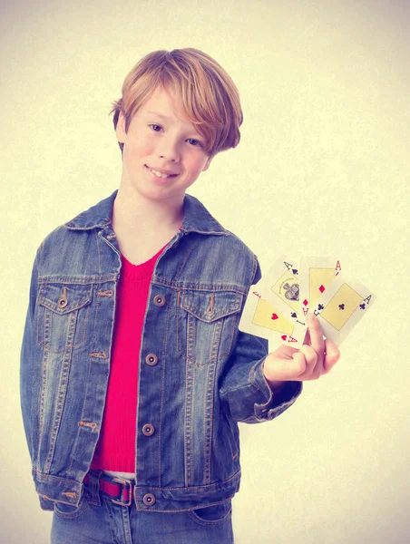 Orgulloso niño con tarjetas —  Fotos de Stock