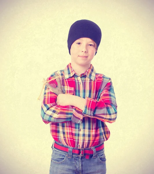 Naughty boy with a slingshot — Stock Photo, Image