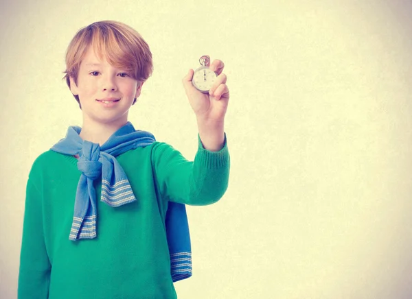 Niño feliz con un temporizador — Foto de Stock