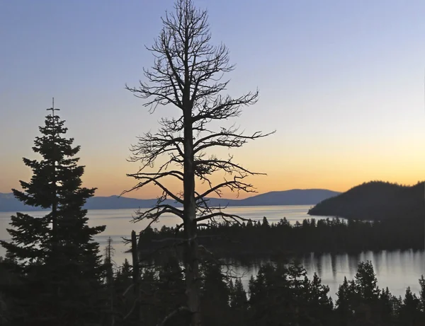 Lake sunrise — Stock Photo, Image