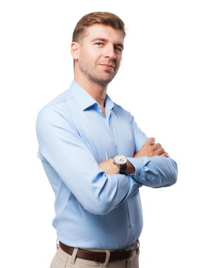 memnun sarışın adam