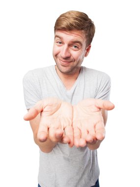 sarışın adam işaret ver