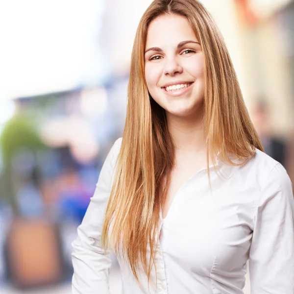 Mujer rubia complacida — Foto de Stock